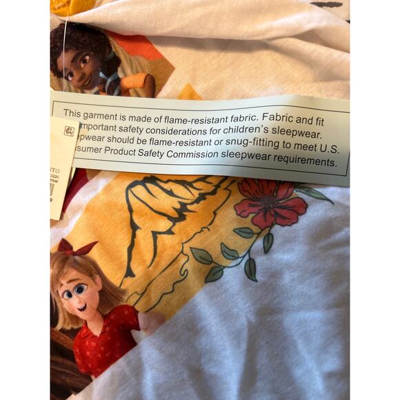 NWT Dreamworks Spirit Untamed Girl's Summer Pajamas PJs Yellow Size S (6/6X) - Picture 2 of 5